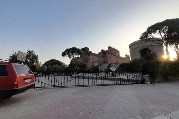 Benek Eczanesi - Eczane - İzmir Bergama