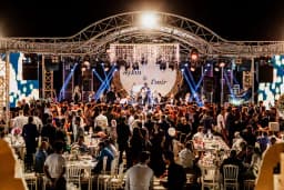 Karnaval Luxury