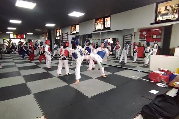 Leopar Spor Salonu - Fiziksel Fitness Programı - Ankara Ayaş