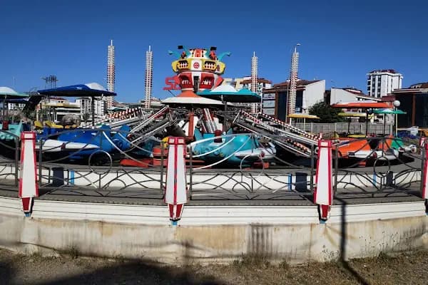Luna Lunapark - Lunapark - İstanbul Çekmeköy