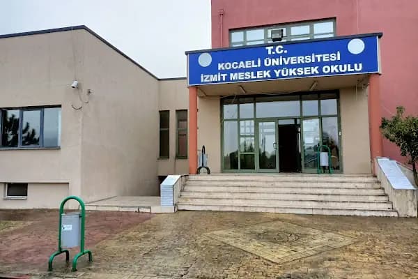 Kocaeli Üniversitesi İzmit Meslek Yüksekokulu - Üniversite - Kocaeli Kartepe