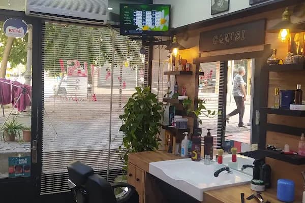 Canısı Erkek Kuaförü - Kuaför - İzmir Bornova