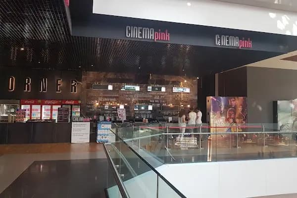 Cinema Pink - Sinema Salonu - İstanbul Bakırköy