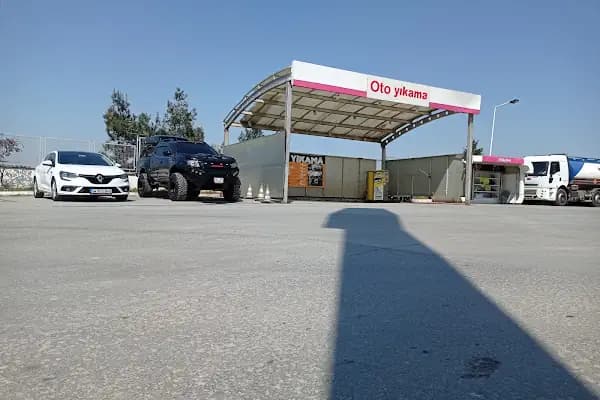 Eva Binek ve Ağır Vasıta İlaçlı ve Renkli köpüklü Oto Yıkama - Araba Yıkama - Kocaeli Karamürsel