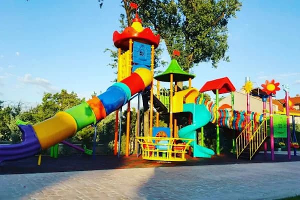 Aksevinç Park Çocuk Oyun Parkları ve Kent Mobilyaları - Oyun Parkı Ekipmanı Tedarikçisi - Konya Karatay