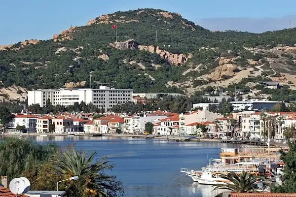 Menendi Otel - Otel - İzmir Foça