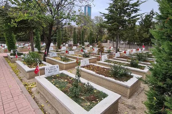 Konya Askeri Şehitliği - Mezarlık - Konya Meram