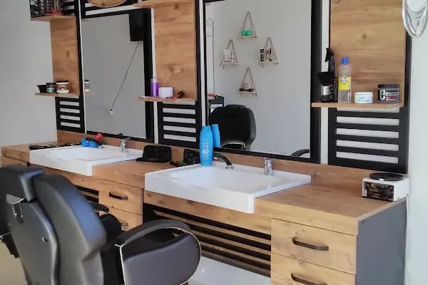 𝐓&amp;𝐓 𝐇𝐀𝐈̇𝐑 𝐃𝐄𝐒𝐈̇𝐍𝐆 - Berber Dükkanı - Antalya Alanya