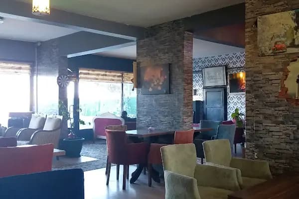 Scarlett Cafe &amp; Restaurant - Restoran - Erzurum Yakutiye