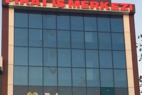 Vadi oto kuaför - Araba Yıkama - İstanbul Arnavutköy