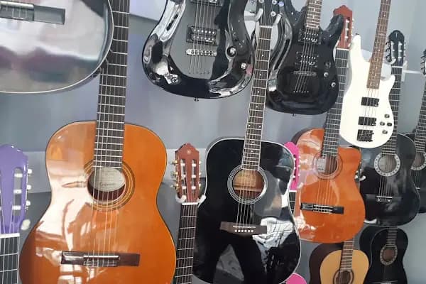 Genç Sanat Müzik&amp;Atölye - Müzik Mağazası - Manisa Manisa