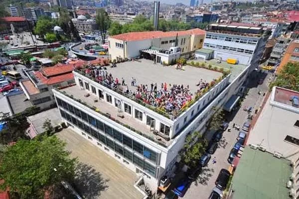 Bahçeşehir Üniversitesi Mühendislik ve Doğa Bilimleri Fakültesi - Üniversite - İstanbul Beşiktaş