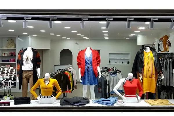 Egz Butik - Giyim mağazası - İstanbul Avcılar