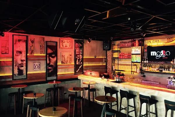 Motto lounge bar - Canlı müzik yapılan mekan - İstanbul Eyüpsultan