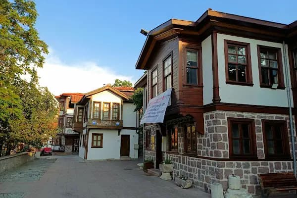 Tarihi Ankara Evleri - Tarihi Yer - Ankara Yenimahalle