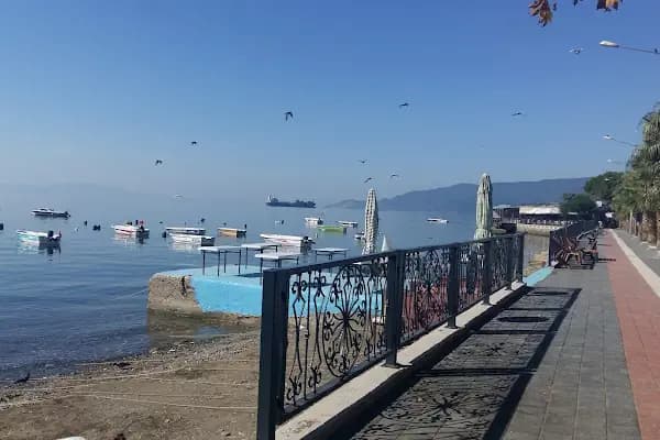 Iskele Otel - Kat Hizmeti Sunulan Konaklama - Bursa İnegöl