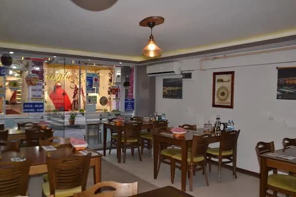 Asmalı Konak Cafe &amp; Bar - Kafe - Bursa İnegöl