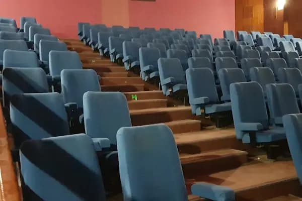 CINEKARACA SINEMASI - Sinema Salonu - Bursa İnegöl