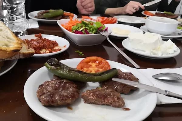 Köfteci İsmail - Restoran - Bursa Gemlik