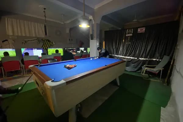 YILDIZER PLAYSTATİON CAFE VE BİLARDO OYUN SALONU - Video oyun salonu - Bursa Nilüfer
