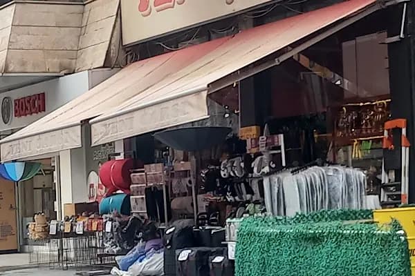 Yeniçarşı Avm - Mağaza - Gaziantep Şahinbey