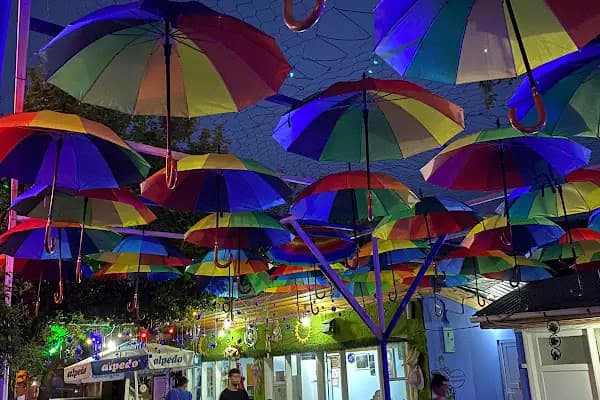 Feke Alaçatı Cafe - Kafeterya - Adana Karataş