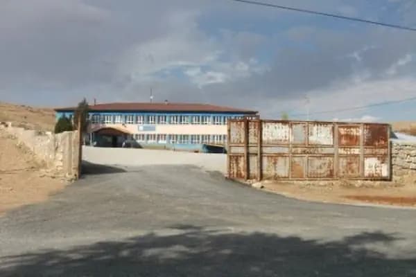 Mehmet Akif Ersoy İlköğretim Okulu - Okul - Kahramanmaraş Dulkadiroğlu