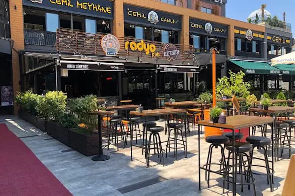 Radyo Pub Özlüce; Bira Bahçesi - Bar - Bursa Nilüfer