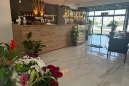 Flower Cafe House Kelebeğin Çiçek Evi