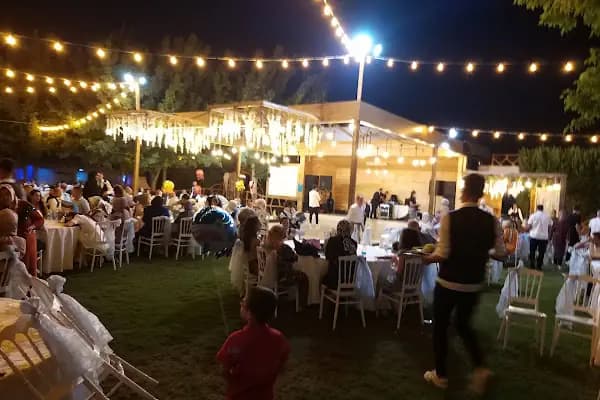 Palmiye Garden Kır Düğün Salonu - Düğün Salonu - İzmir Bornova