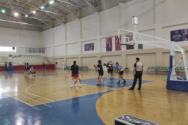 Serdar Yereli Spor Salonu - Spor salonu - İzmir Buca