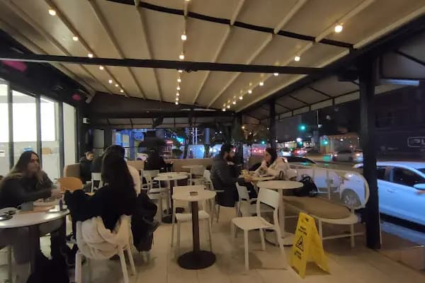 Meet Lab Coffee - Kahve dükkanı - İstanbul Avcılar
