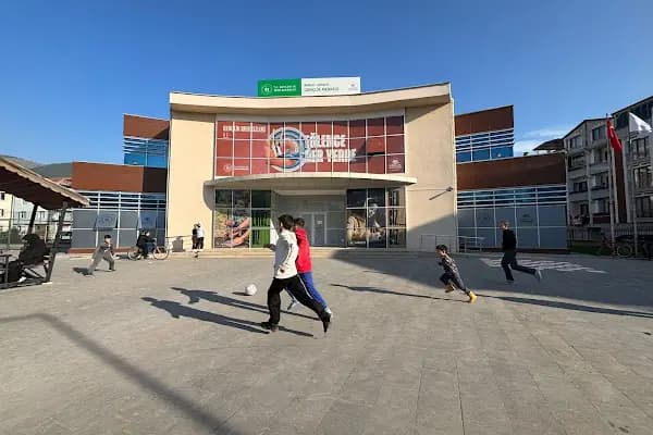 GSB GEMLİK GENÇLİK MERKEZİ - Gençlik Merkezi - Bursa Gemlik