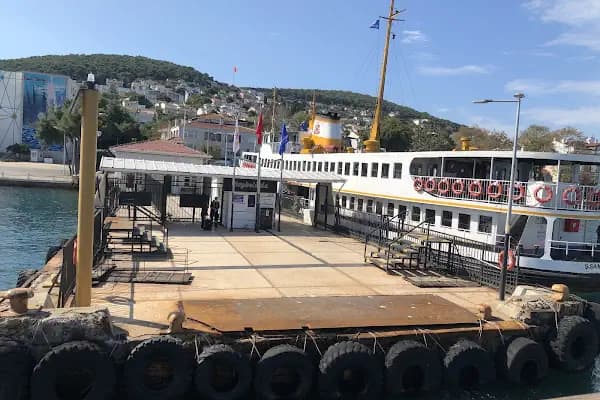 İdo Heybeliada Deniz Otobüsü İskelesi - Feribot İşletmesi - İstanbul Maltepe