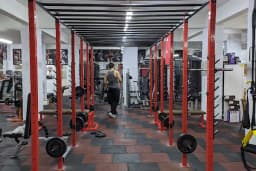 Extreme sport center