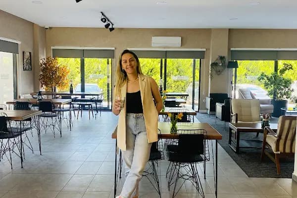 Çocuk ve Aile Terapisti- Pedagog Pınar Kaya Döşlü Klinik - Çocuk Psikoloğu - Adana Sarıçam
