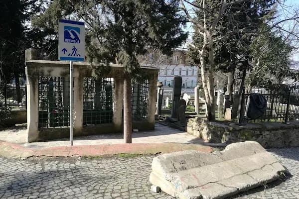 Abdüssadık Amr İbni Same Türbesi - Cami - İstanbul Eyüpsultan