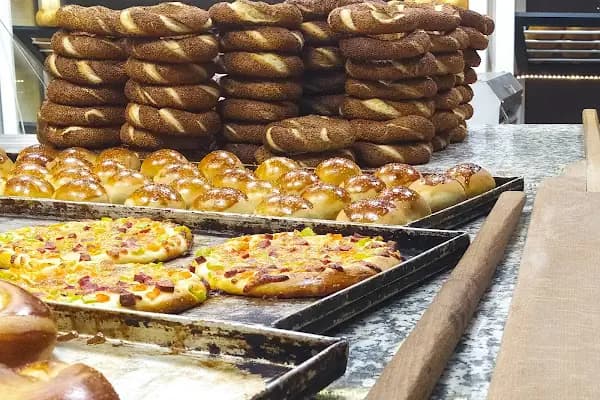 NAMLI EKMEK GIDA VE UNLU MAMÜLLERİ - Pastane - İstanbul Ümraniye