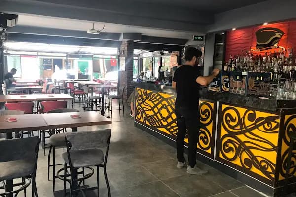 Park Biraver - Bar - İzmir Bornova