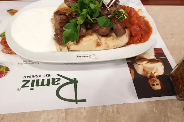 Usta Dönerci - Dönerci - İzmir Balçova