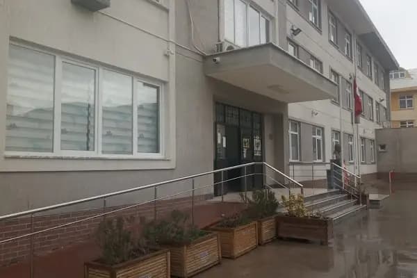 Gemlik Şehit Mehmet Koray Pınar Ortaokulu - Okul - Bursa İnegöl