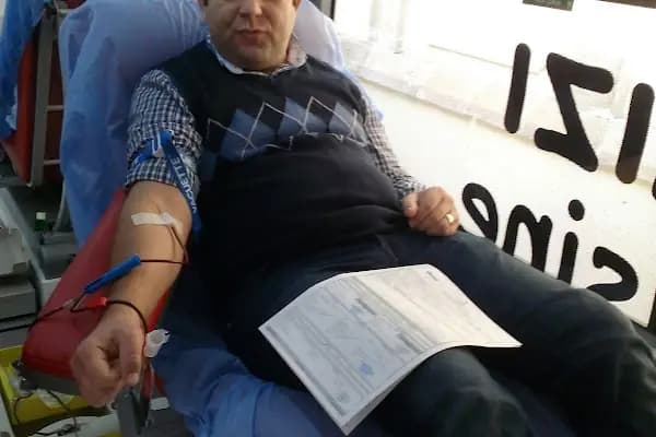 Türk Kızılayı Konak Kan Bağış Aracı - Kan Bankası - İzmir Balçova