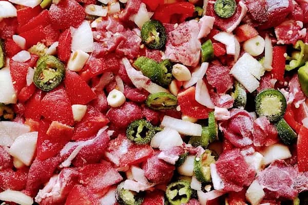 ÇAMLIDERE DELİ KASAP VE IZGARA - Şarküteri Kasap - Ankara Pursaklar