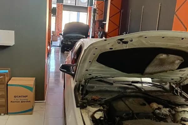 Clas oto servis - Oto Tamirhanesi - Bursa Osmangazi