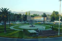 Walk In Hotel