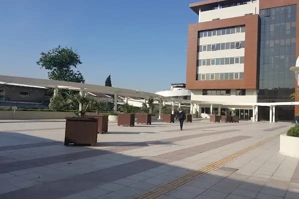 Yaşar Üniversitesi - Özel Üniversite - İzmir Karabağlar