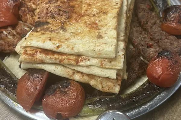 Ciğerci Cüneyt Usta Çınar - Restoran - Diyarbakır Yenişehir