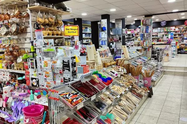 Koala avm hırdavat züccaciye elektrik elektronik hediyelik mefruşat plastik kırtasiye iç ve dış ticaret ltd şti - Alışveriş merkezi - Ankara Altındağ