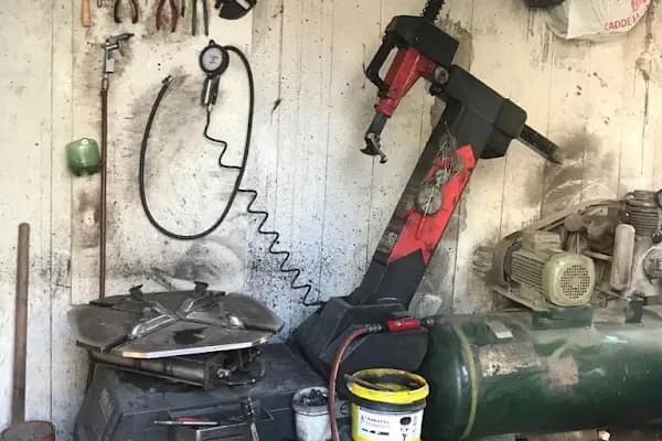 Duman Oto Lastik - Oto Lastik Dükkanı - İstanbul Avcılar