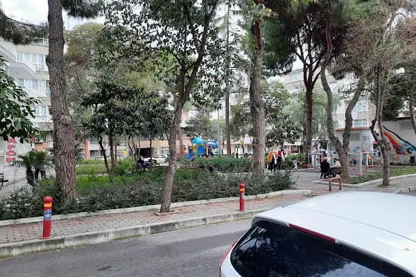 Murat Reis Parkı - Park - İzmir Konak